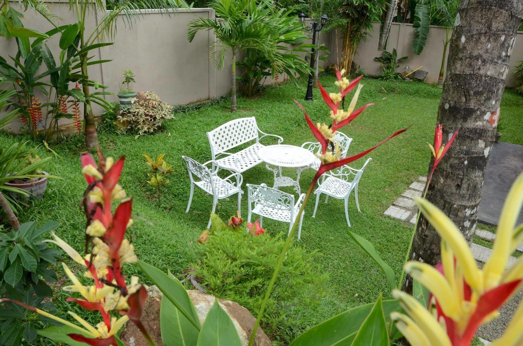 Lavendish Beach Resort Unawatuna Eksteriør billede