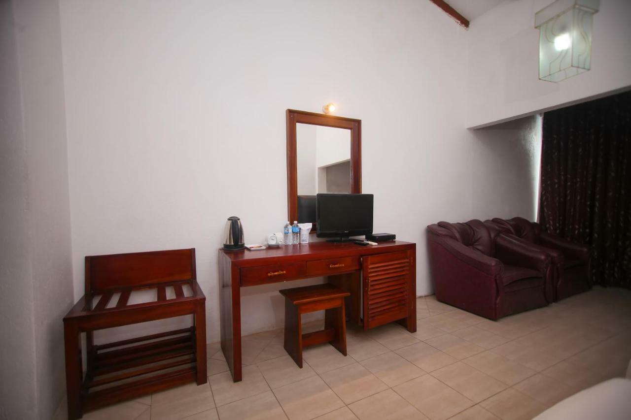 Lavendish Beach Resort Unawatuna Eksteriør billede
